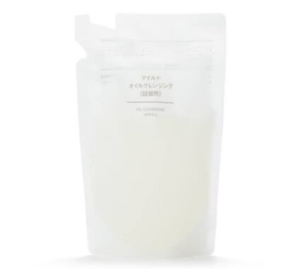 White refill pouch for Muji Mild Oil Cleansing, a plant-based Japanese skincare product.