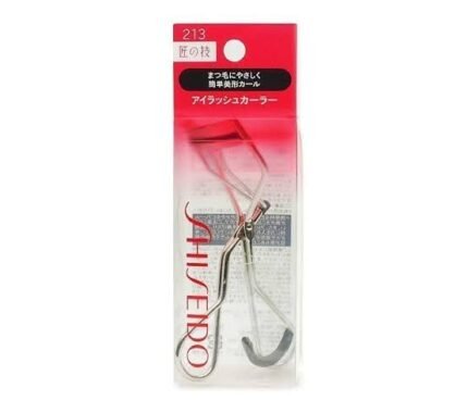 Shiseido Eyelash Curler 213 in sealed plastic packaging.